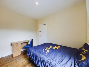 Photo 1- click for photo gallery